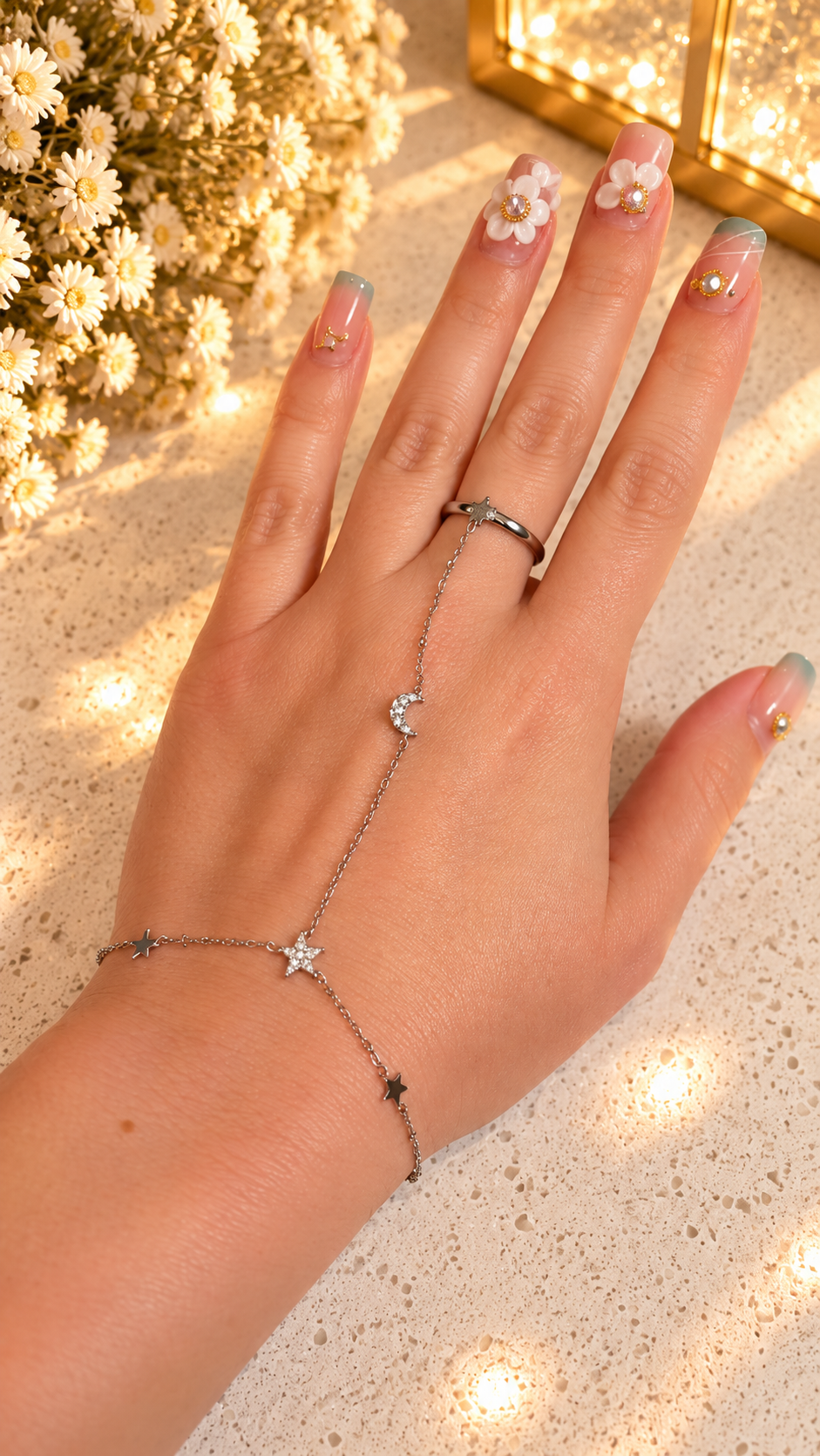 Pieza #68 - Pulsera en cadenita con sortija estrellas (color plata)