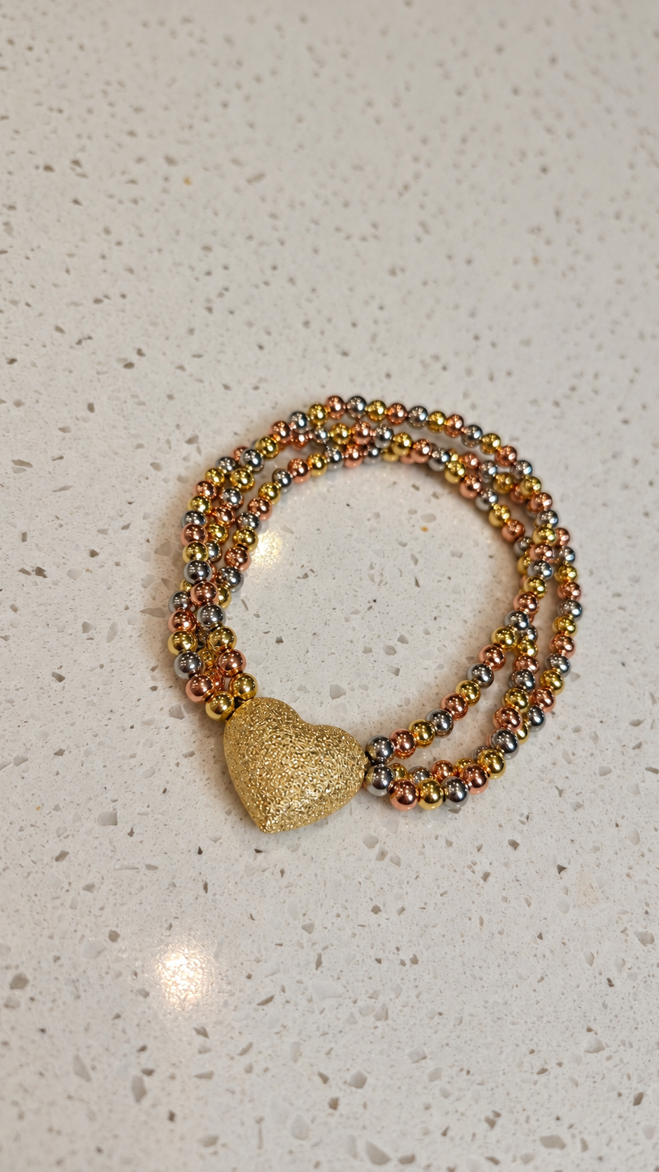 Pieza #13 Pulsera triple corazón multicolor