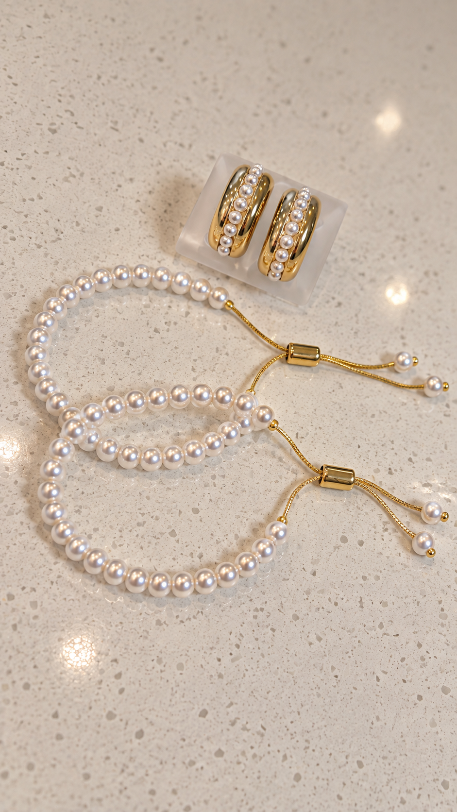 Pieza #2 - Set aretes y pulseras de perlas