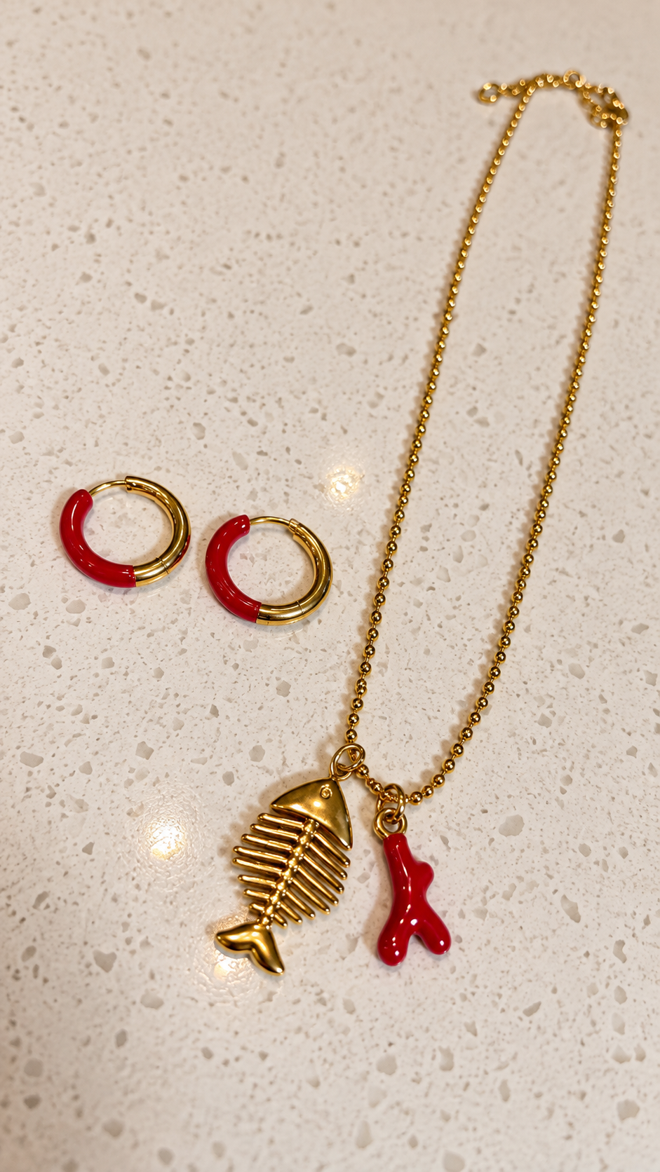 Pieza #48 Set de collar y aretes pez coral rojo